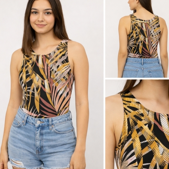 joelle Tops - JOËLLE TROPICAL BODYSUIT SIZE MEDIUM